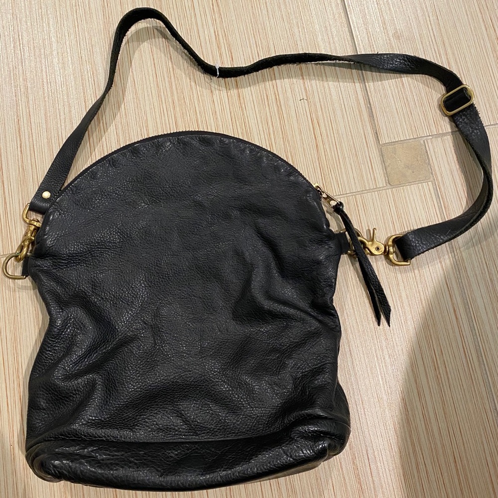 Rais Case Crossbody Bag